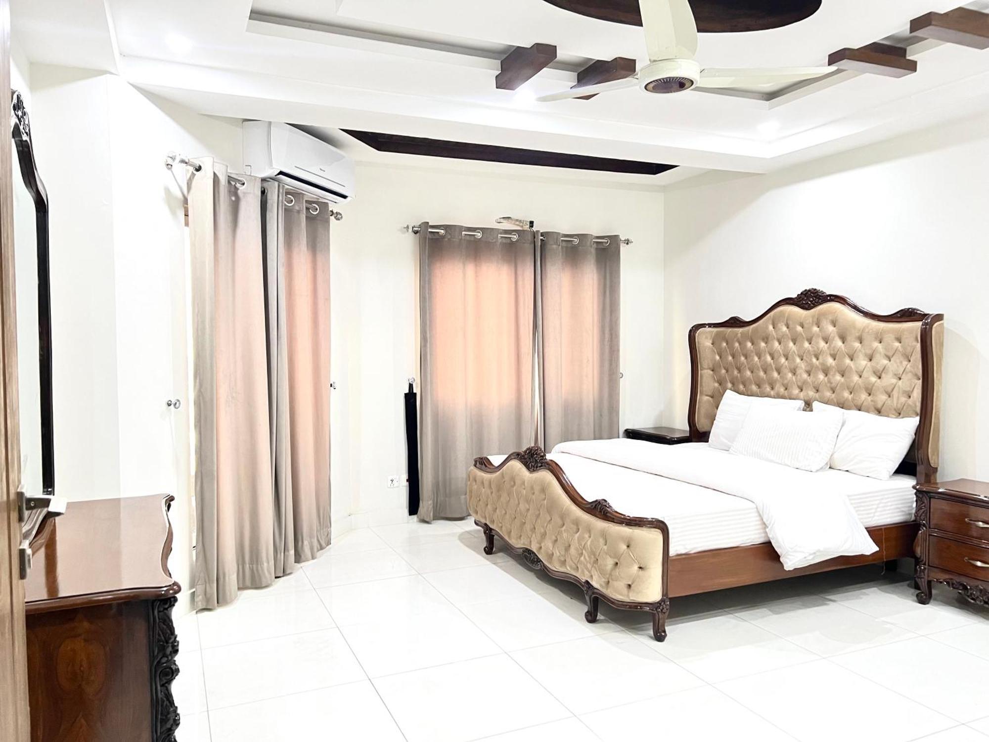 Luxury Apartment Hotel Islamabad Exteriör bild