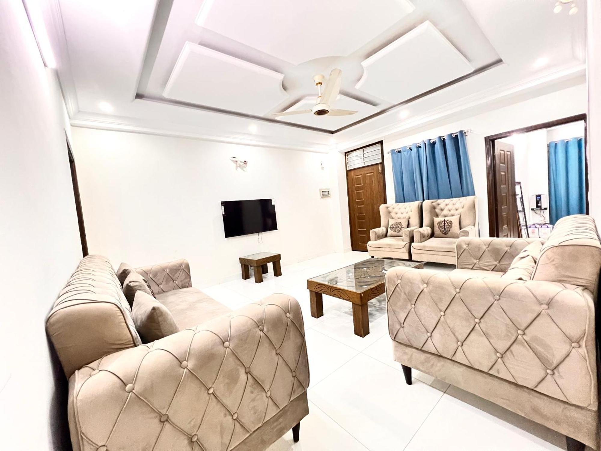 Luxury Apartment Hotel Islamabad Exteriör bild