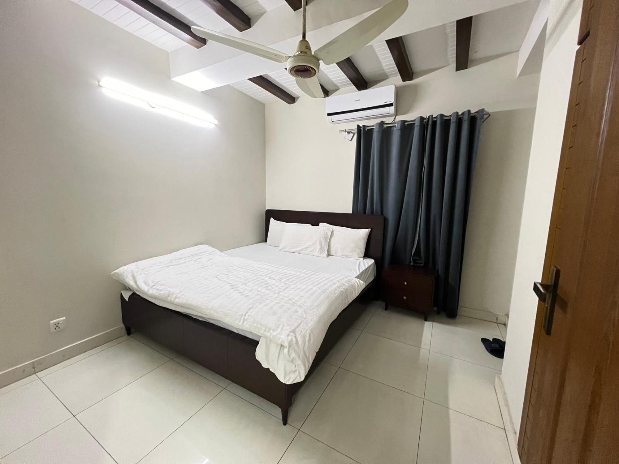 Luxury Apartment Hotel Islamabad Exteriör bild