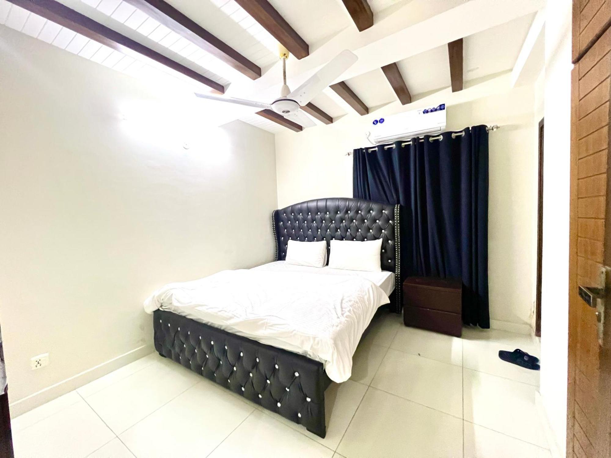 Luxury Apartment Hotel Islamabad Exteriör bild