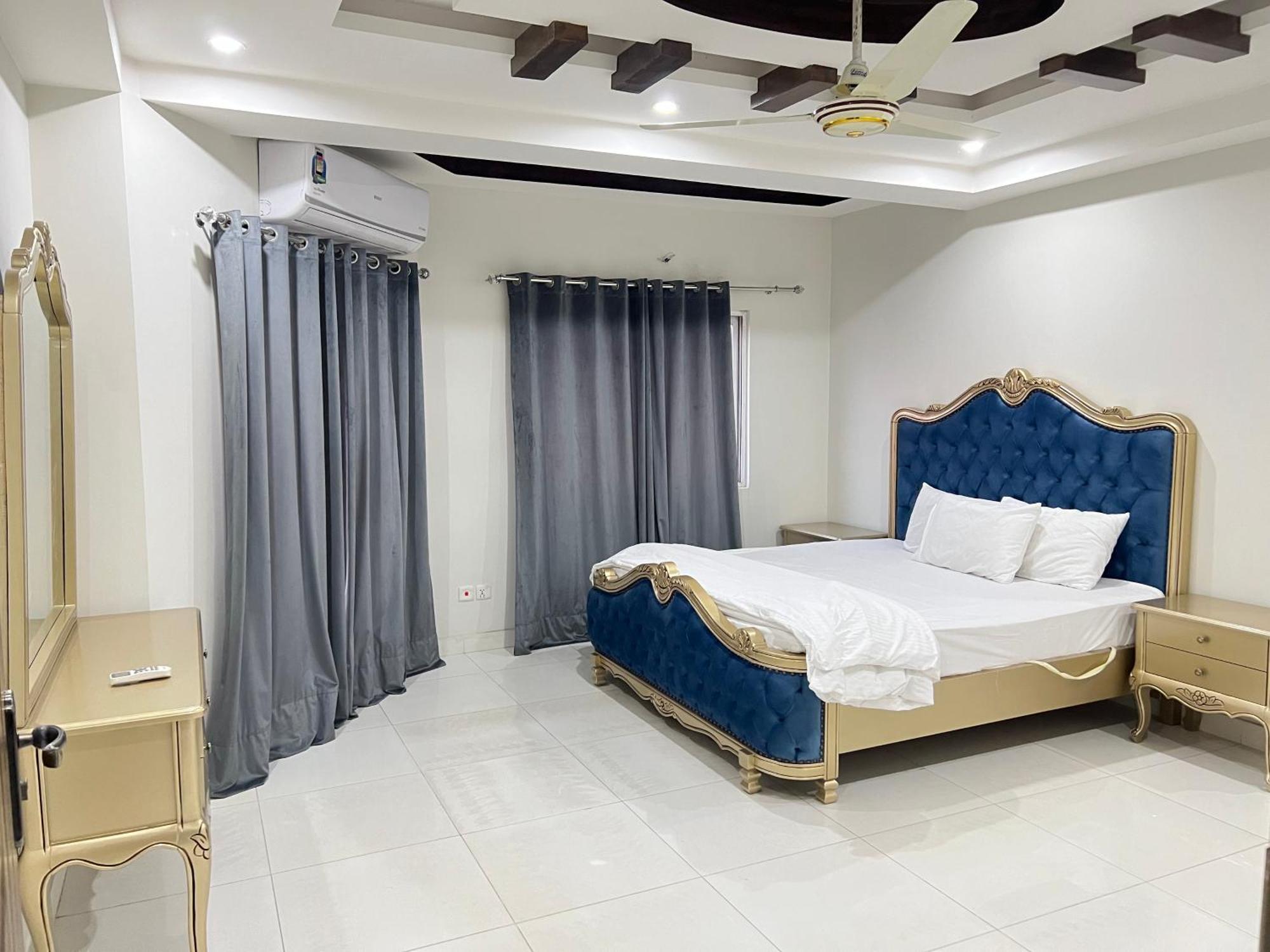 Luxury Apartment Hotel Islamabad Exteriör bild