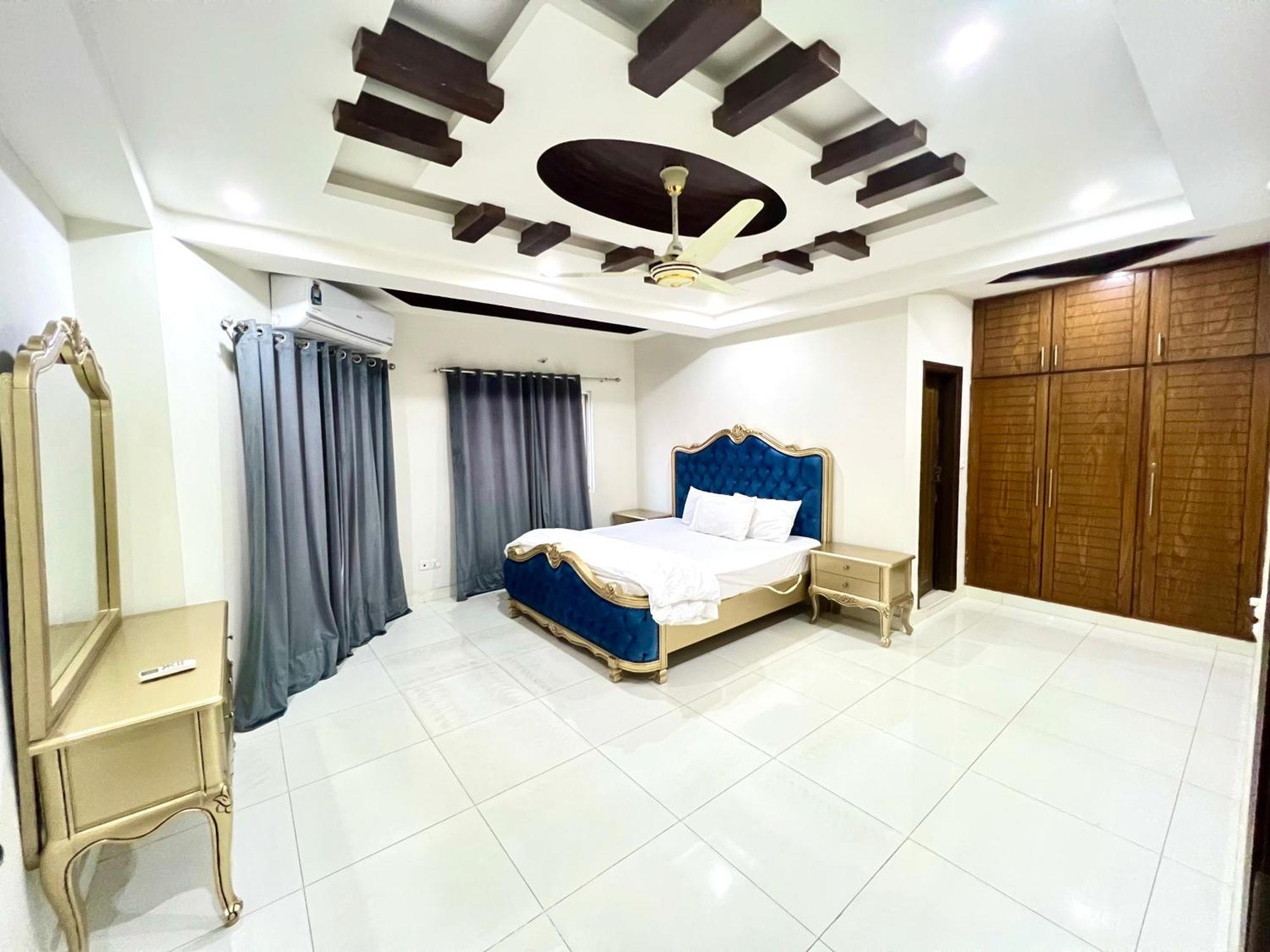 Luxury Apartment Hotel Islamabad Exteriör bild
